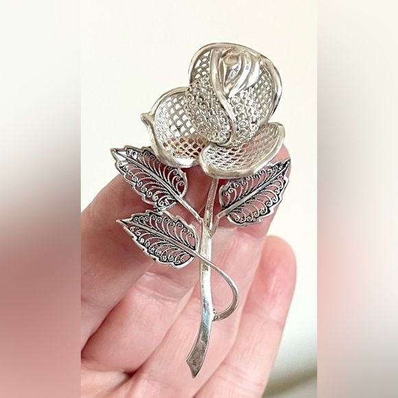 Vintage sterling rose brooch - Picture 3 of 11